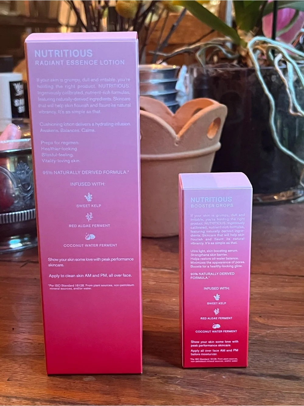 Estée Lauder Pink Gradient Nutritious Essence Lotion & Booster Drops - Picture 3 of 3
